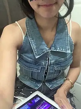 HEENA-STRIP online show from 02/24/26, 07:34