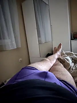 Snapshot of latya111 chatting on 02/04/26, 08:36 latya111 online show from 02/04/26, 08:36