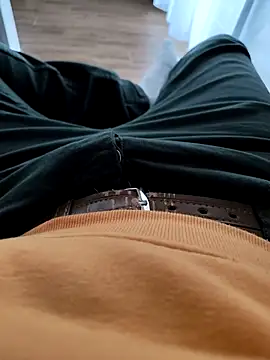 Snapshot of latya111 chatting on 02/16/26, 01:40 latya111 online show from 02/16/26, 01:40