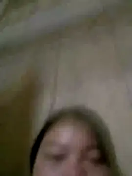 Snapshot of emlylyxinh chatting on 02/05/26, 02:00 emlylyxinh online show from 02/05/26, 02:00