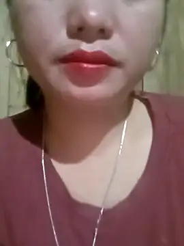 Snapshot of emlylyxinh chatting on 02/06/26, 02:09 emlylyxinh online show from 02/06/26, 02:09