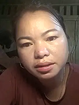 Snapshot of emlylyxinh chatting on 02/25/26, 07:23 emlylyxinh online show from 02/25/26, 07:23