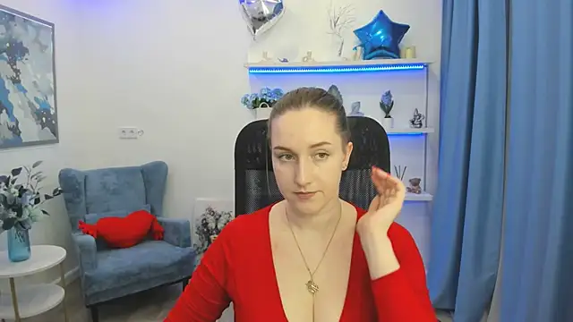 Snapshot of CaseyTerini chatting on 04/26/26, 11:30 CaseyTerini online show from 04/26/26, 11:30