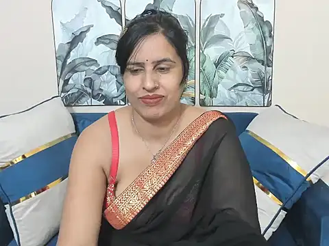 Snapshot of sara_conorr chatting on 02/28/26, 05:19 sara conorr online show from 02/28/26, 05:19