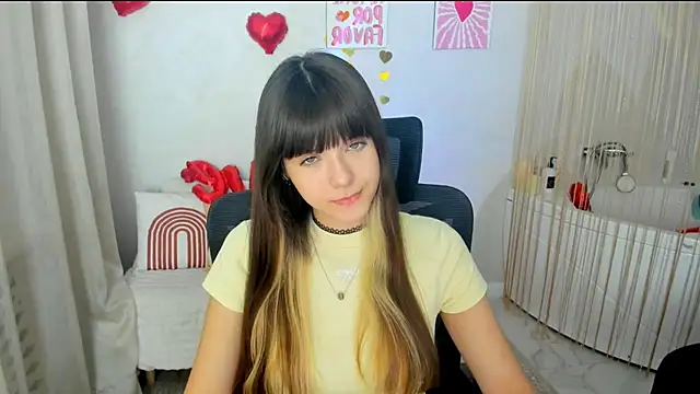 Snapshot of GentleTeas chatting on 02/14/26, 06:26 GentleTeas online show from 02/14/26, 06:26