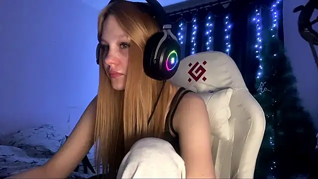 Snapshot of axin_burnell chatting on 02/18/26, 05:53 axin burnell online show from 02/18/26, 05:53