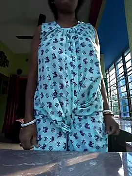 Mahira06 online show from 05/13/26, 01:14