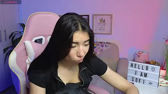 Sofiagomez777 online show from 02/02/26, 01:54