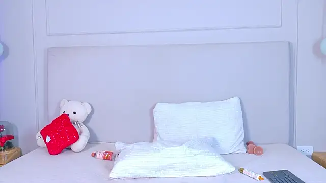 JosselynBrown online show from 03/15/26, 12:22