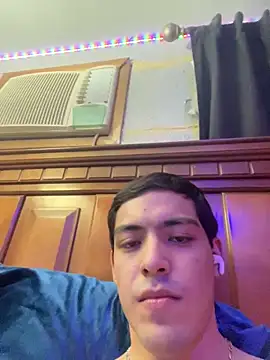 Tupapi696969q online show from 04/04/26, 04:22