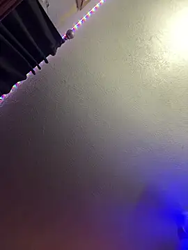 Tupapi696969q online show from 06/05/26, 03:24