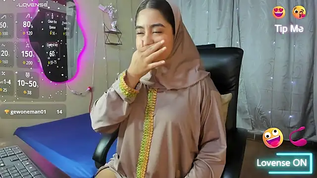 SamiraAwada online show from 03/12/26, 06:47