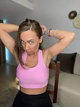 DivineAmely online show from 05/16/26, 02:38