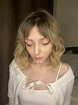 Leecey online show from 04/29/26, 12:05