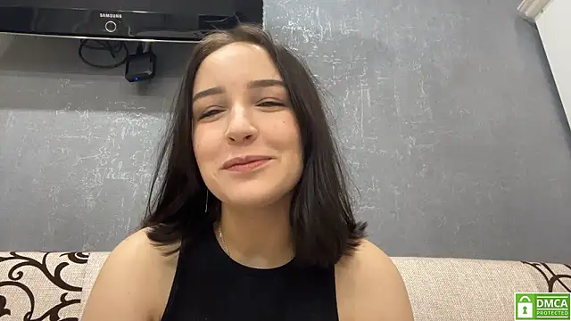 Sylynisem online show from 02/02/26, 07:34