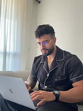 Jeremy Harden online show from 03/01/26, 03:47