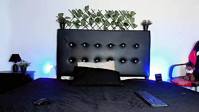 JERO TEASE S7S online show from 04/17/26, 01:08