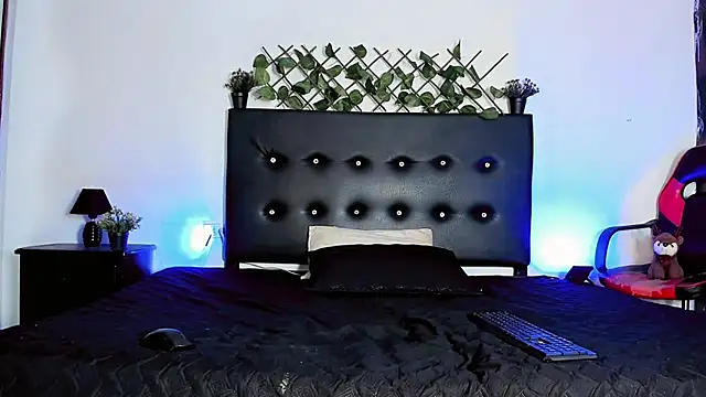 JERO TEASE S7S online show from 04/18/26, 02:15