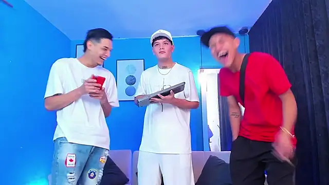 Snapshot of KingOfHeavens_2 chatting on 02/21/26, 08:21 KingOfHeavens 2 online show from 02/21/26, 08:21