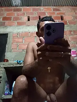 Snapshot of Hot_Veteran_1 chatting on 02/13/26, 07:04 Hot Veteran 1 online show from 02/13/26, 07:04