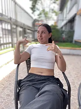 ArianaDominguez Pink online show from 02/04/26, 04:13