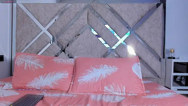 Softeden  online show from 04/21/26, 06:12