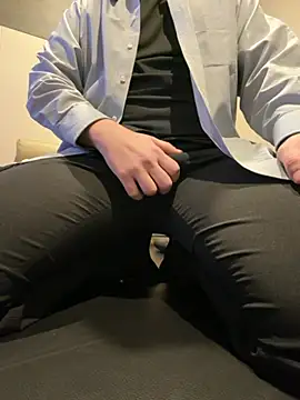 Snapshot of yuuuuusuke00 chatting on 02/09/26, 01:09 yuuuuusuke00 online show from 02/09/26, 01:09