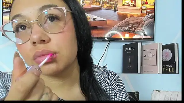 amy noa online show from 04/16/26, 12:33