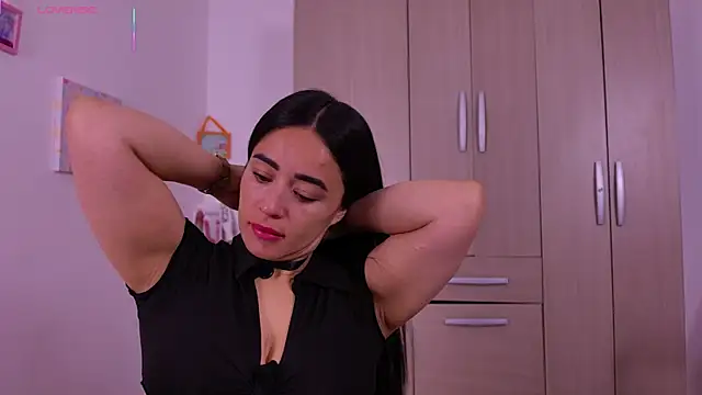 im natalia online show from 06/08/26, 10:04