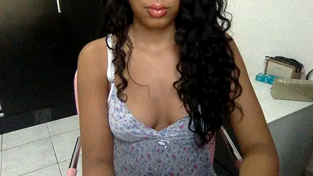 BaddieGirl199 online show from 04/14/26, 08:15