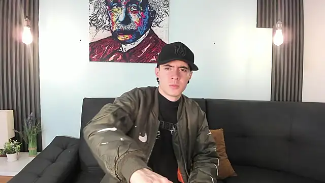 Snapshot of Lio_____ chatting on 02/15/26, 07:51 Lio online show from 02/15/26, 07:51