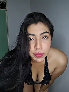 sweetlaura 29 online show from 02/17/26, 05:15