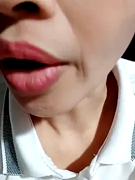 Snapshot of Hana-love2026 chatting on 02/24/26, 05:05 Hana-love2026 online show from 02/24/26, 05:05