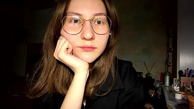 Miaaa Moon online show from 03/17/26, 04:10