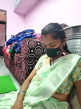 Snapshot of Tamil_Hot_Shana chatting on 02/20/26, 06:26 Tamil Hot Shana online show from 02/20/26, 06:26