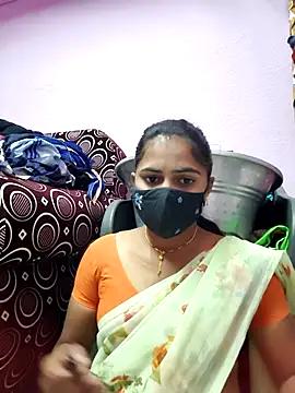 Snapshot of Tamil_Hot_Shana chatting on 02/22/26, 10:14 Tamil Hot Shana online show from 02/22/26, 10:14