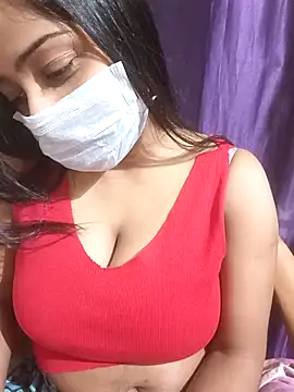 Snapshot of MidnightVibes_ chatting on 02/04/26, 05:41 MidnightVibes online show from 02/04/26, 05:41