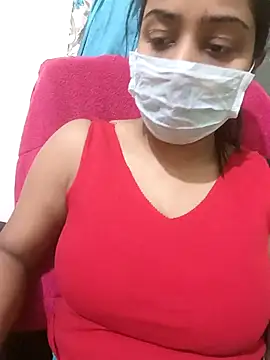 Snapshot of MidnightVibes_ chatting on 02/19/26, 05:31 MidnightVibes online show from 02/19/26, 05:31