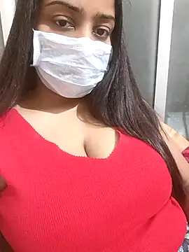 Snapshot of MidnightVibes_ chatting on 02/22/26, 05:00 MidnightVibes online show from 02/22/26, 05:00