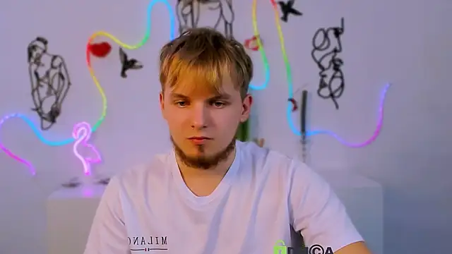 Snapshot of mark_sir chatting on 02/19/26, 12:23 mark sir online show from 02/19/26, 12:23