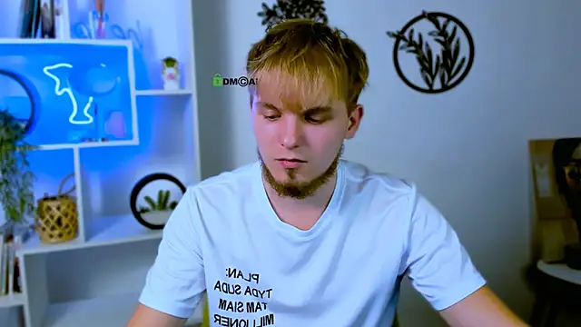 Snapshot of mark_sir chatting on 02/24/26, 08:07 mark sir online show from 02/24/26, 08:07