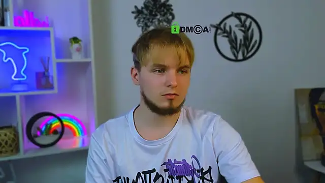 Snapshot of mark_sir chatting on 03/03/26, 12:44 mark sir online show from 03/03/26, 12:44