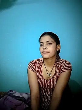 Snapshot of 18_year_old_girl chatting on 02/18/26, 03:24 18 year old girl online show from 02/18/26, 03:24