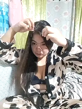 Zyramae 25 online show from 02/05/26, 01:49