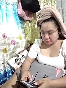 Zyramae 25 online show from 02/17/26, 06:54