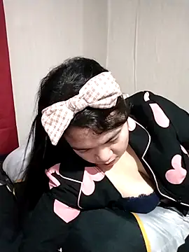 Snapshot of Zyramae_25 chatting on 03/20/26, 06:02 Zyramae 25 online show from 03/20/26, 06:02