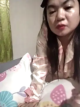 Snapshot of Zyramae_25 chatting on 04/02/26, 04:48 Zyramae 25 online show from 04/02/26, 04:48