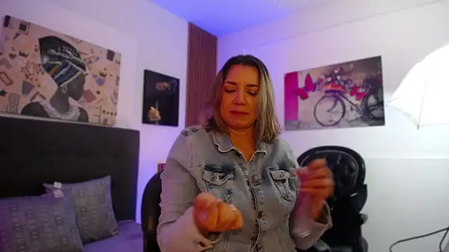 milfsecret69 online show from 05/20/26, 10:54