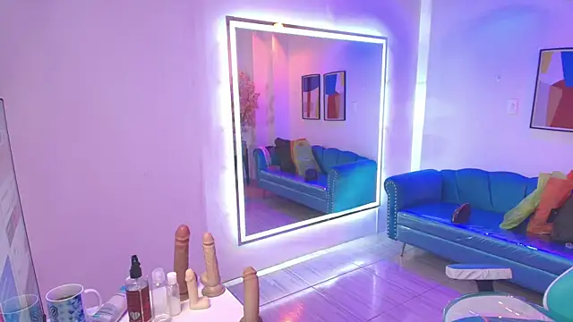 Madame scarlett online show from 04/16/26, 11:33