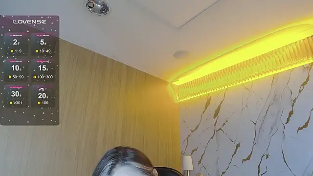 Snapshot of sofia_nova_tf chatting on 02/13/26, 01:40 sofia nova tf online show from 02/13/26, 01:40